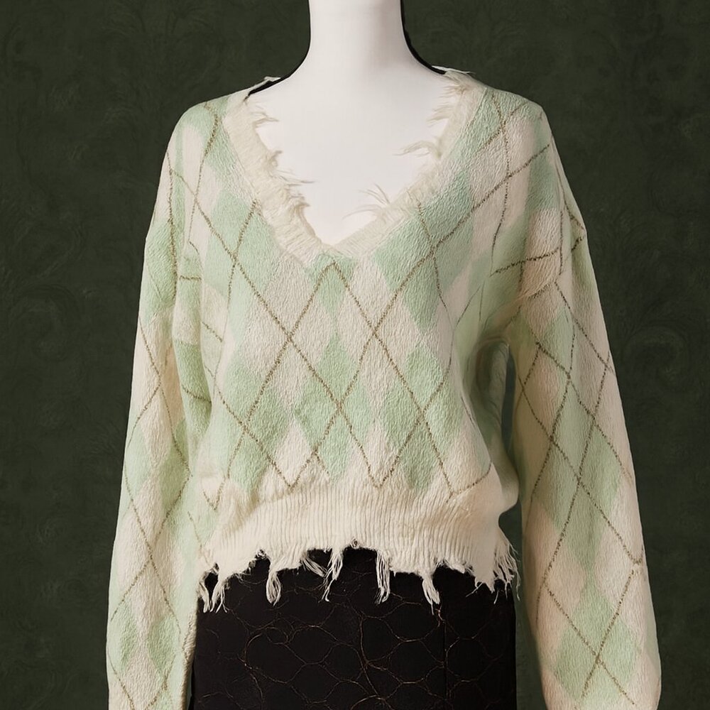 Just Polly Distressed Argyle Cropped Sweater – Light Green & White – Size L